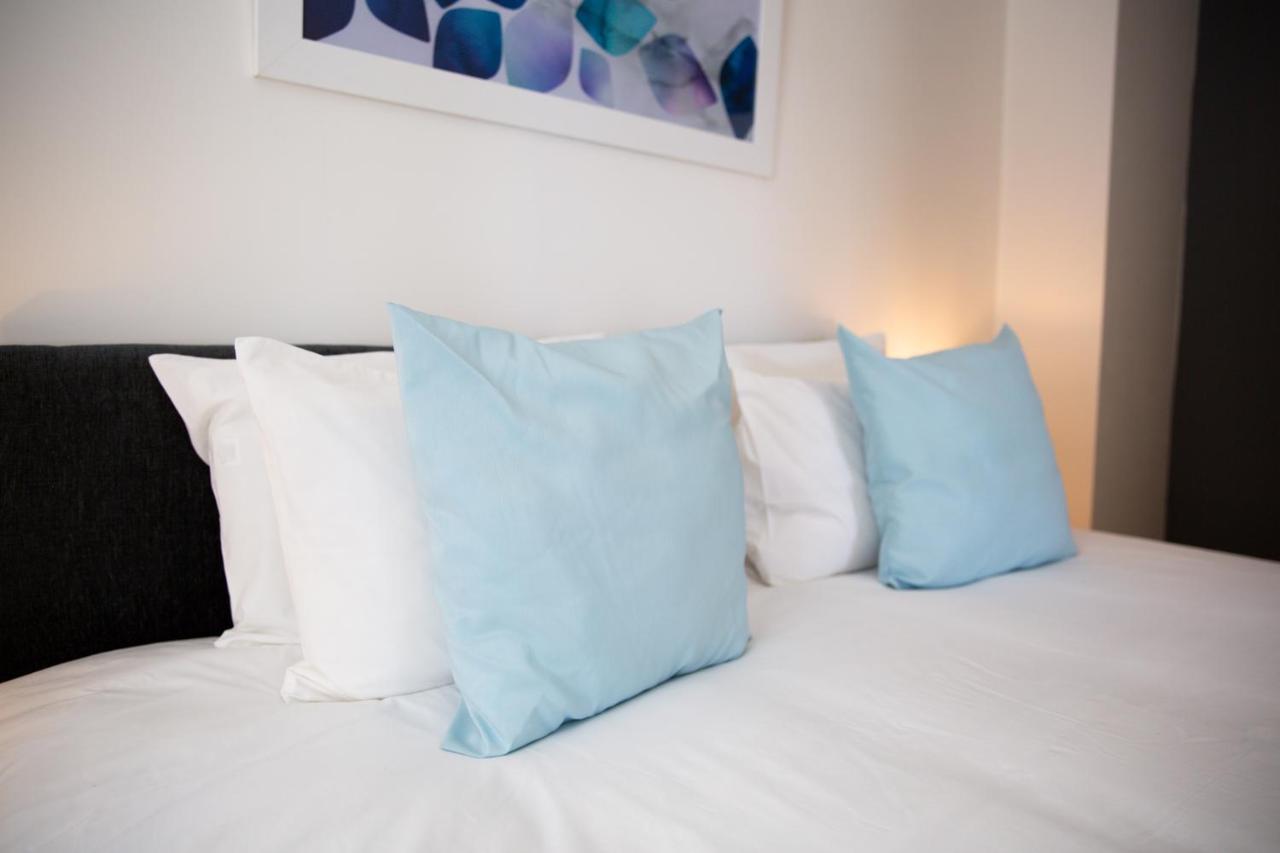 Velvet 1-Bedroom Apartment, Clockhouse, Hoddesdon Eksteriør billede